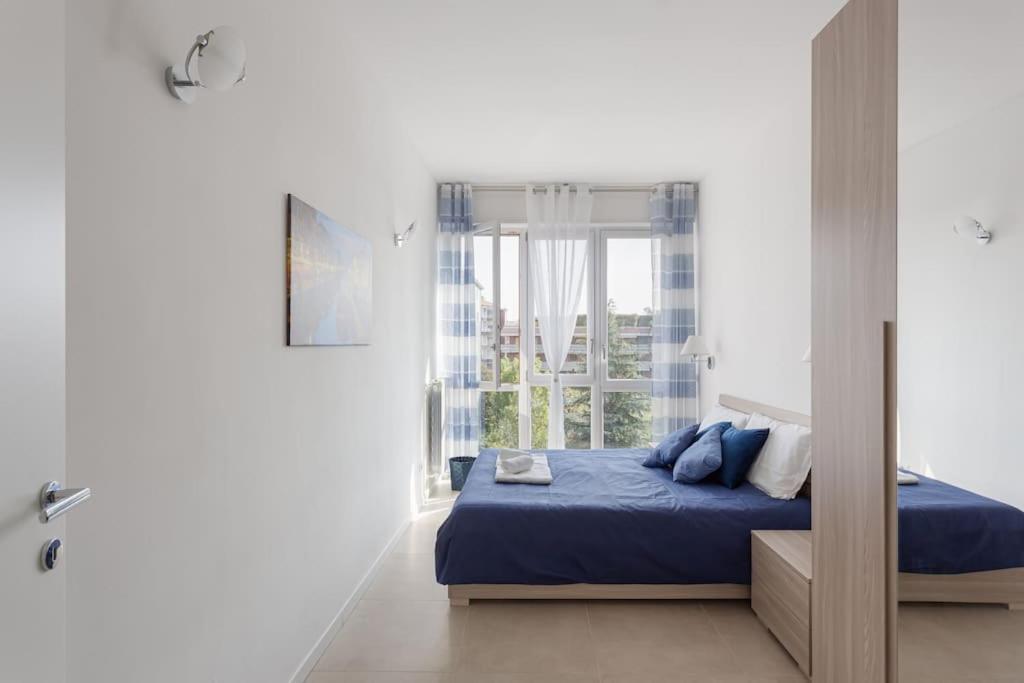 Appartamento Moderno, Luminoso, Spazioso Con Vista Milano